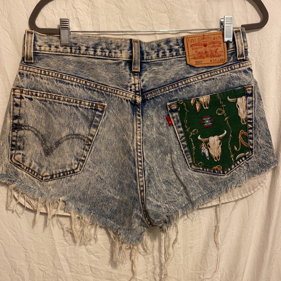 Levi’s - Picture 2 of 3